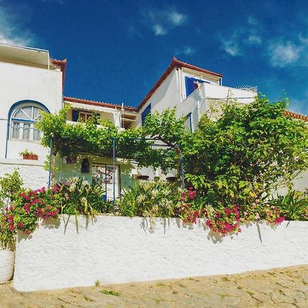 Zoe Apartments No 7 , Hydra Island Greece Экстерьер фото
